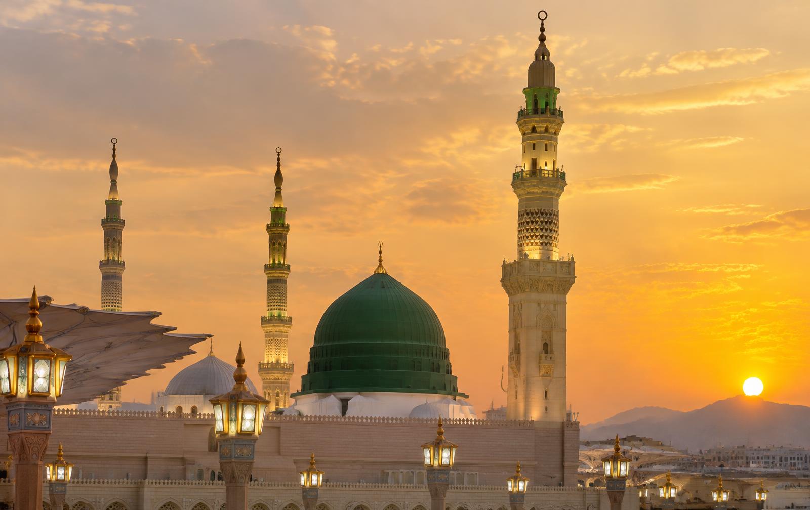 Masjid an-Nabawi, Madinah at sunset